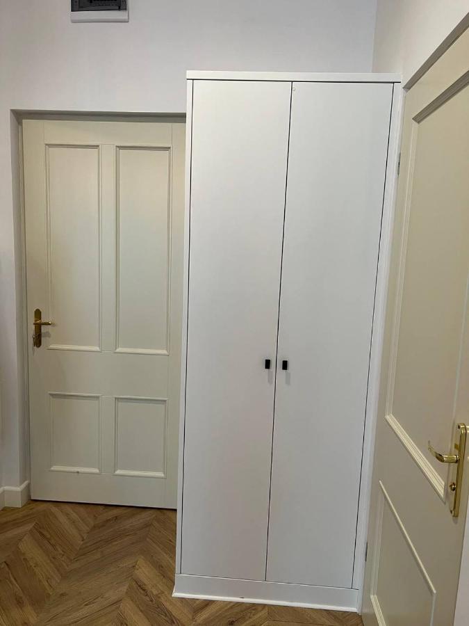 Luxury Apartment In The City Center , Wi-Fi - By Hik Apartments Warszawa Exteriör bild