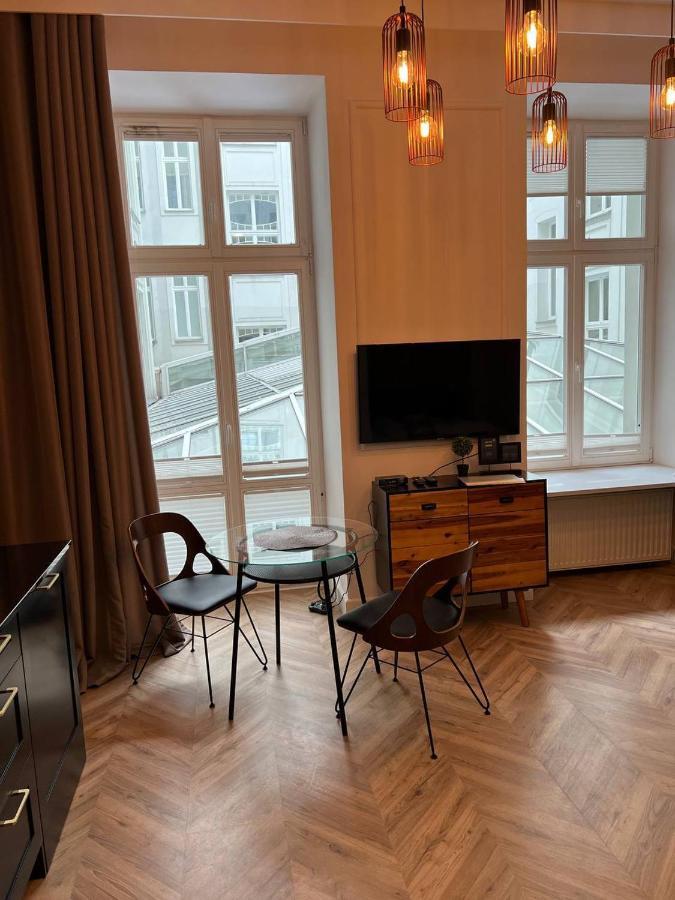 Luxury Apartment In The City Center , Wi-Fi - By Hik Apartments Warszawa Exteriör bild