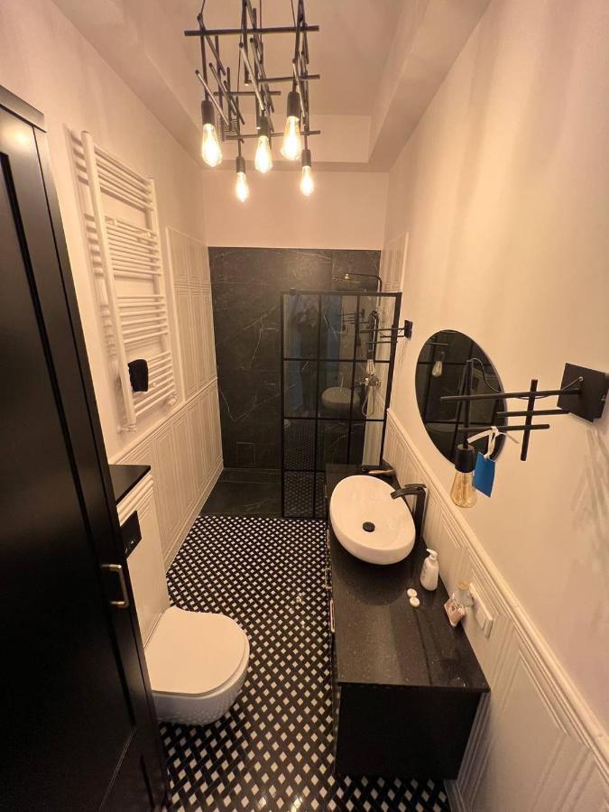 Luxury Apartment In The City Center , Wi-Fi - By Hik Apartments Warszawa Exteriör bild